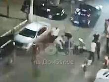 Перестрелка у ночного клуба в российском регионе попала на видео
