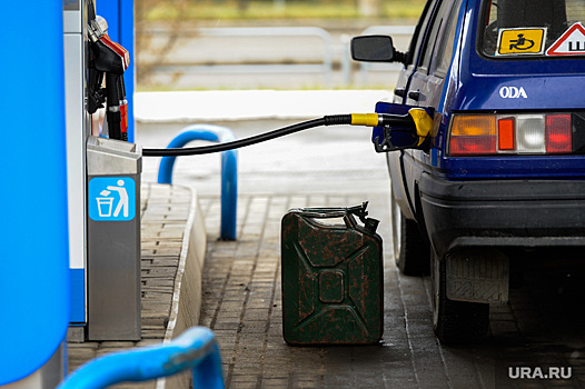 Аналитики посчитали, сколько россияне тратят на бензин
