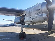 У российского Ан-24 отказал двигатель во время полета