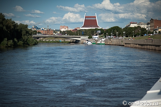 Берег Оми избавят от мусора в форме соревнований