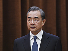 Ван И заявил о решительном ударе КНР в ответ на слова премьера Японии о Тайване