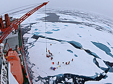 Китай оборачивается на Север: "Снежный дракон" движется во льдах Арктики