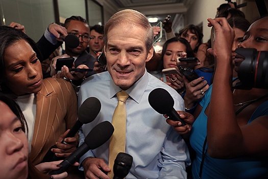 Повлияет ли избрание нового спикера Палаты представителей  на военную помощь Украине