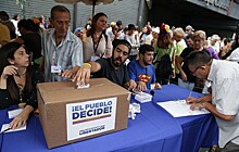Венесуэльцы на референдуме выступили против учредительного собрания