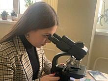 Курская школьница изучает утилизацию полиэтилена с использованием личинки малой восковой моли