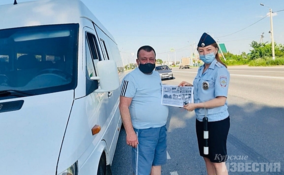 В Курске госавтоинспекторы проверили водителей пассажирских автобусов