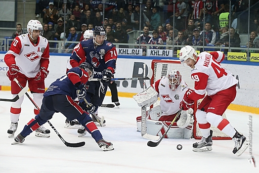 «Торпедо» дома уверенно обыграло «Слован»