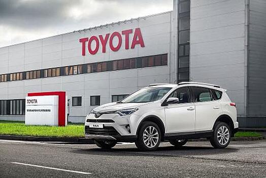 Завод Toyota в Петербурге ушел на каникулы