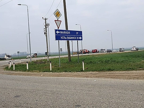 В Краснодарском крае перевернулась цистерна с аммиаком