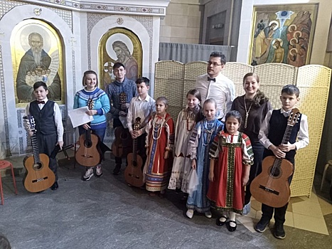 Воспитанники детской музыкальной школы выступили перед пациентами больницы им Н.И. Пирогова