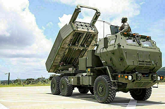 США и Латвия проведут учения с HIMARS