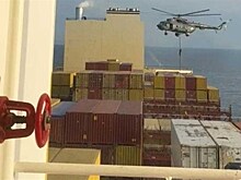 На захваченном иранскими спецназовцами судне находятся граждане РФ
