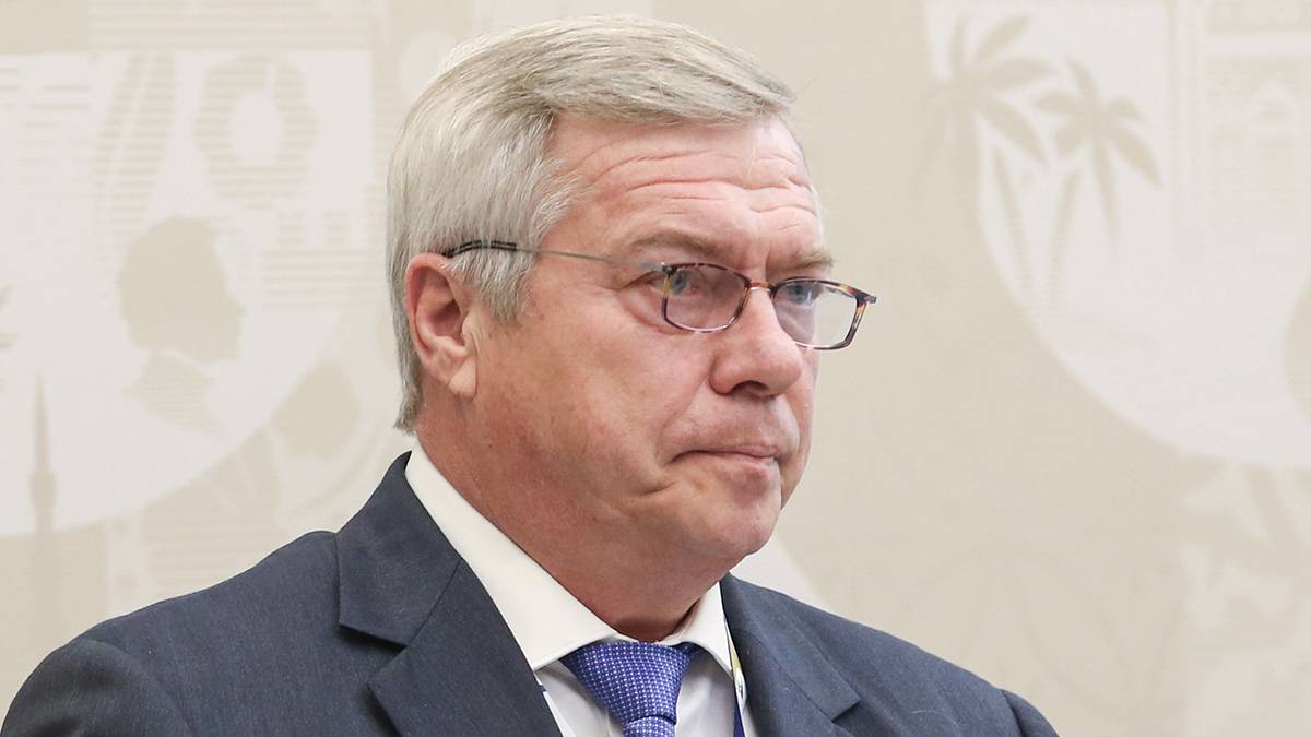 СМИ: Обыски прошли у подавшего в отставку губернатора Голубева