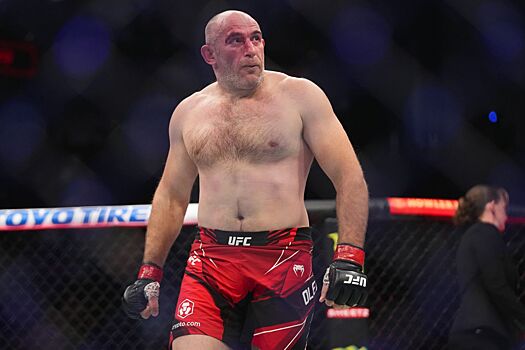 Алексей Олейник — Джеронимо дос Сантос, BKFC Дубай, 4 апреля 2025, онлайн-трансляция, где смотреть, дата и время, лайв