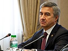 Рустам Минниханов наградил вице-премьера Татарстана орденом "Дуслык"