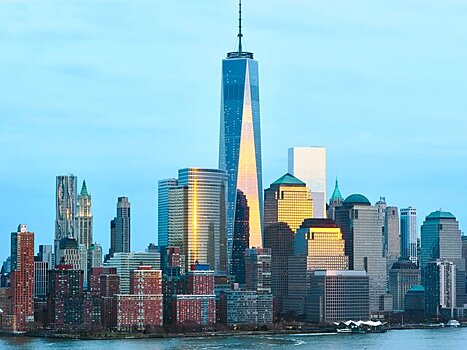 Неизвестный мужчина попытался проникнуть в здание генконсульства РФ в Нью-Йорке