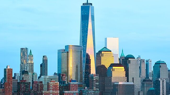 Неизвестный мужчина попытался проникнуть в здание генконсульства РФ в Нью-Йорке