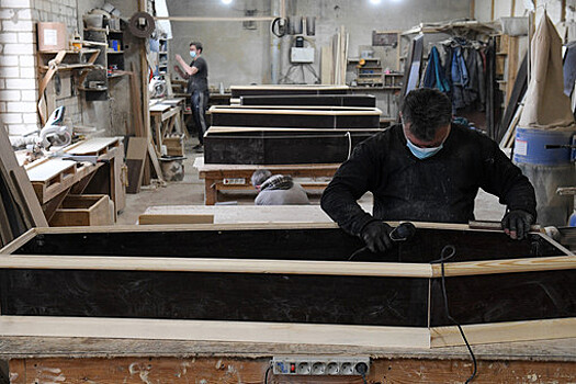 Цены на похороны в России выросли на 30% с конца февраля