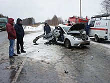 За полдня на Среднем Урале в семи авариях погибли три человека