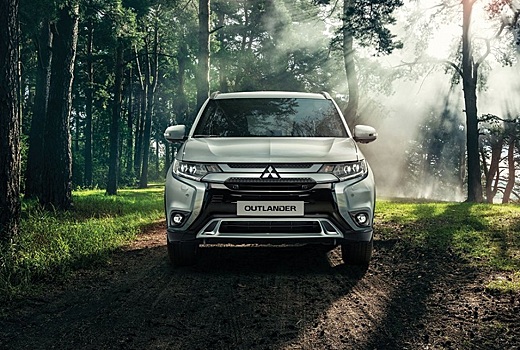 Российский Mitsubishi Outlander получит семиместную версию