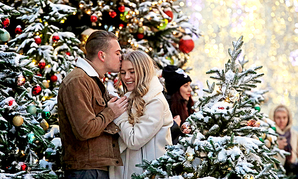 Что подарить девушке на Новый год