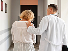 Москвичка чуть не осталась без носа из-за вредной привычки