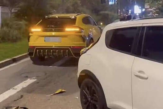 Lamborghini футболиста сборной Швейцарии разбили в ДТП в Монако