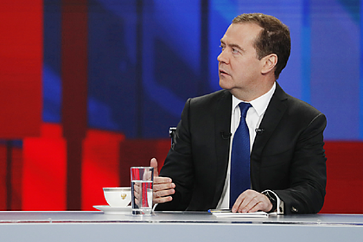 Что Дмитрий Медведев думает об Алексее Навальном, деле Егора Жукова и общении с журналистами