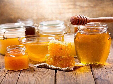 Диетолог Соломатина назвала липовый мёд самым полезным