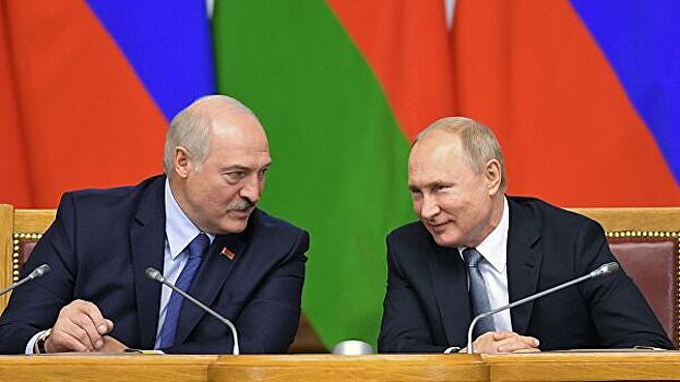 Лукашенко заявил о желании выпить водки с Путиным