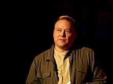 "Ратую за бумажные книги". Дмитрий Юферов о стихах и бездушности интернета