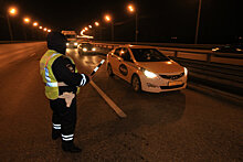 В Вологодской области нелегальных водителей такси лишили машин