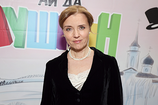 Актриса Ксения Алферова провела отпуск с дочкой, которую прячет от публики