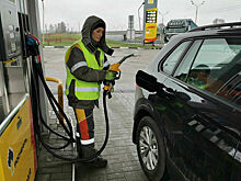 За неделю бензин в России подешевел в 22 регионах