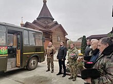 На Дону освятили автобус, который будет передан казакам, находящимся в зоне СВО