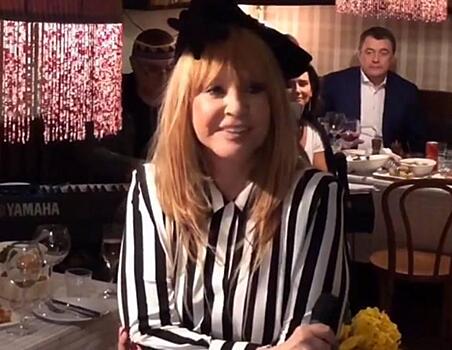 69-летняя Пугачева спела вживую на своей вечеринке
