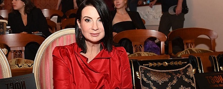 Екатерину Стриженову прооперировали после падения на съемках