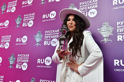 Участница «Фабрики звезд» Ирина Дубцова раскрыла причину набора веса