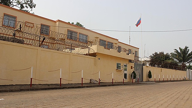 Посольство РФ проверяет сообщения о захвате судна с россиянами в Гвинейском заливе
