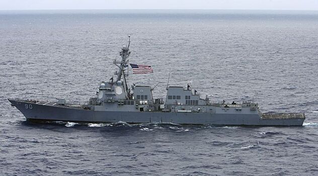 Китай выразил США протест из-за кораблей