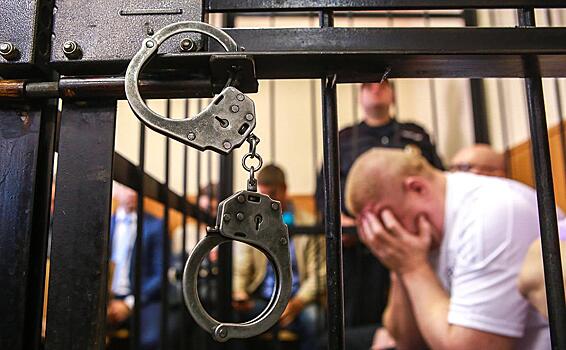 Вынесен приговор осужденному отбывающему наказание в исправительной колонии в Кировской области за попытку подкупа сотрудника ФСИН