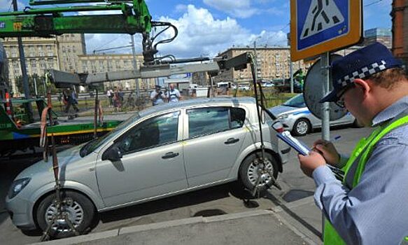 В Ростове начал работу диспетчерский центр по эвакуации неправильно припаркованных машин
