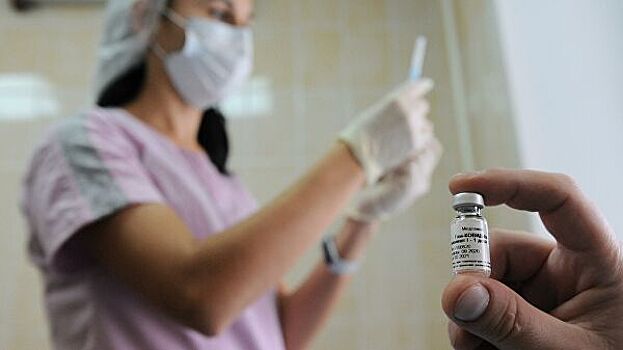 Инфекционист рассказал, как массовая вакцинация изменит ход пандемии