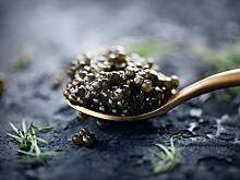 Россиян предостерегли от покупки дешевой красной икры