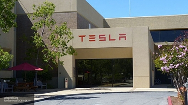 Tesla и Panasonic займутся производством батареек