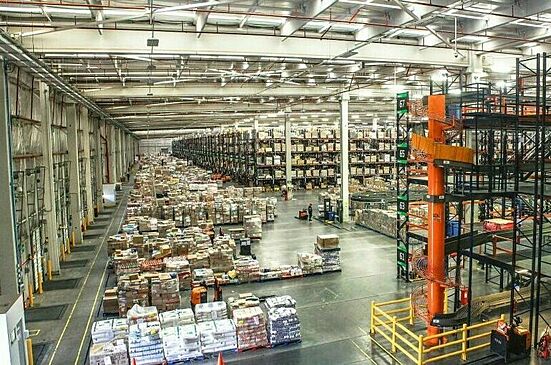 "Мегамаркет" переоборудовал все склады IKEA в ТЦ "Мега" под экспресс-доставку