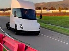 Tesla начала испытания грузовика Semi