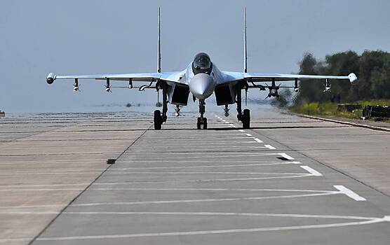 ОАК передала Минобороны партию Су-35С