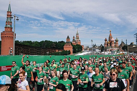 "Зеленый марафон" Сбера дал старт акции "Мир открытых возможностей" в поддержку детей
