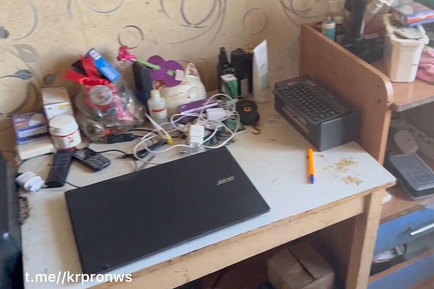 Одна из комнат доме в Красноярском крае, где жили четверо детей, погибших от отравления